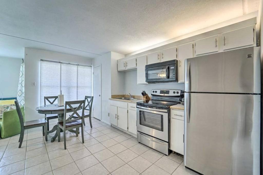 1 Bedroom Near W Pool & Amenities Hébergement de vacances *